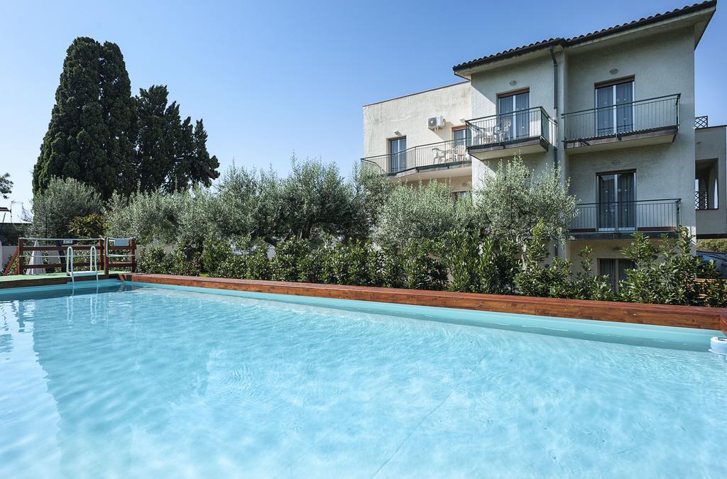Villa Collina Giardini Naxos Exterior foto