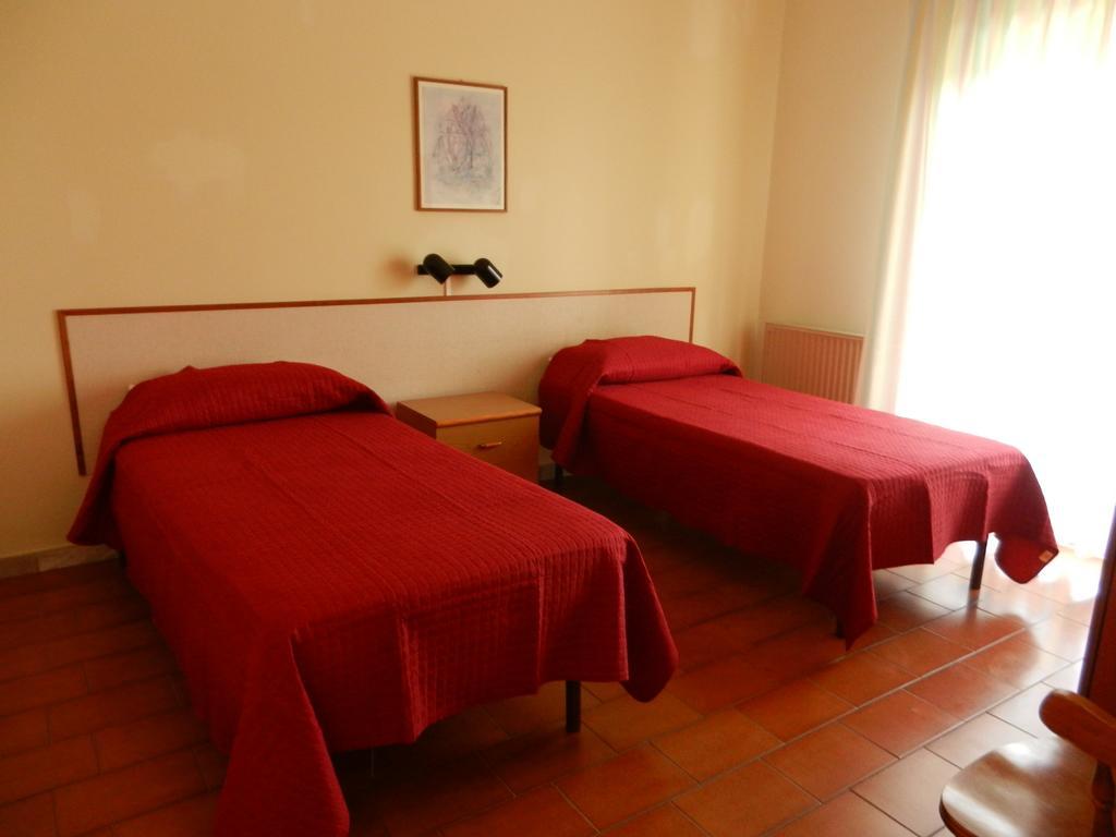 Villa Collina Giardini Naxos Quarto foto