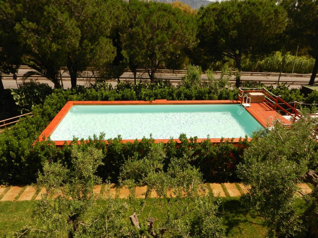 Villa Collina Giardini Naxos Exterior foto