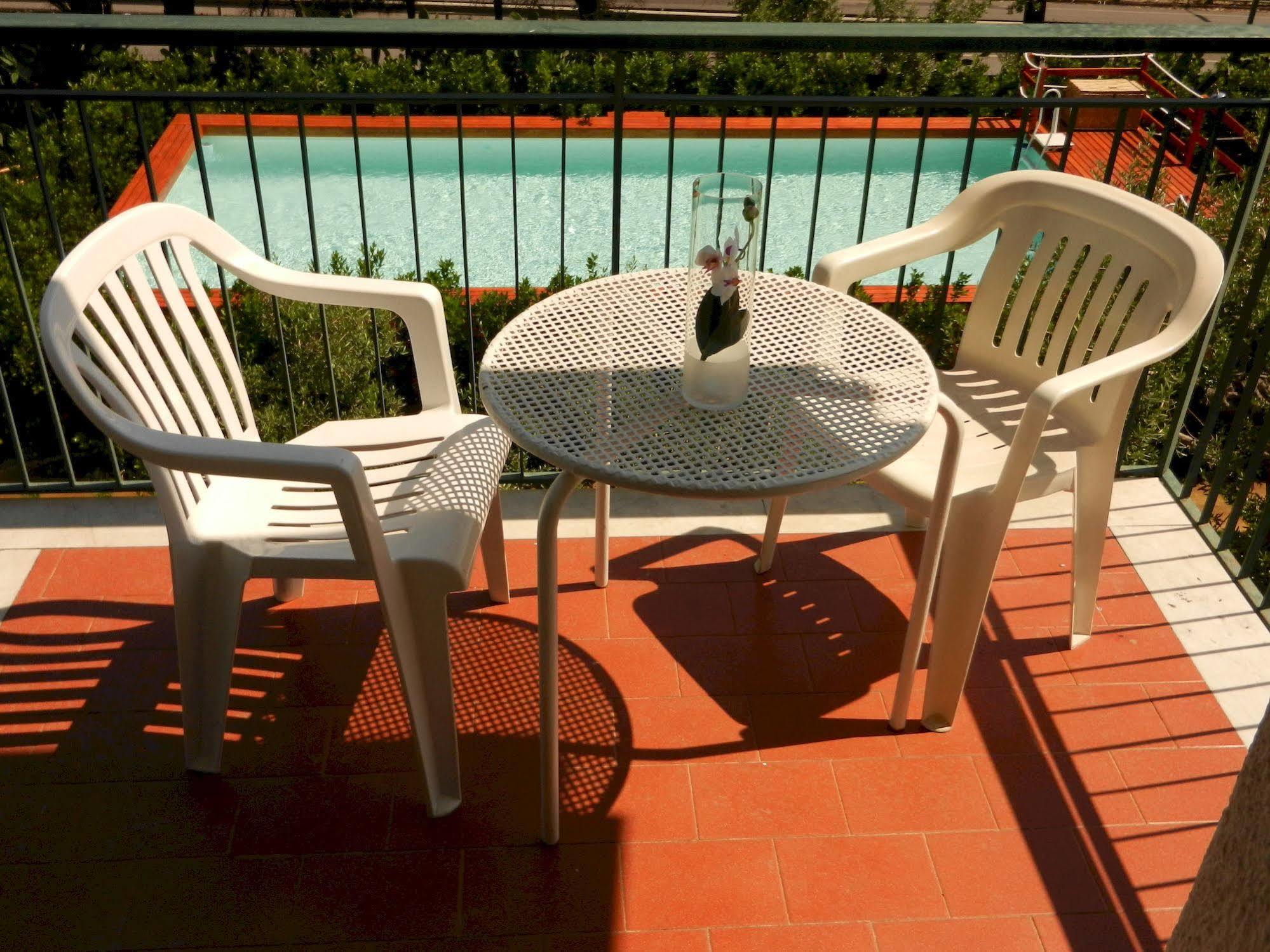 Villa Collina Giardini Naxos Exterior foto